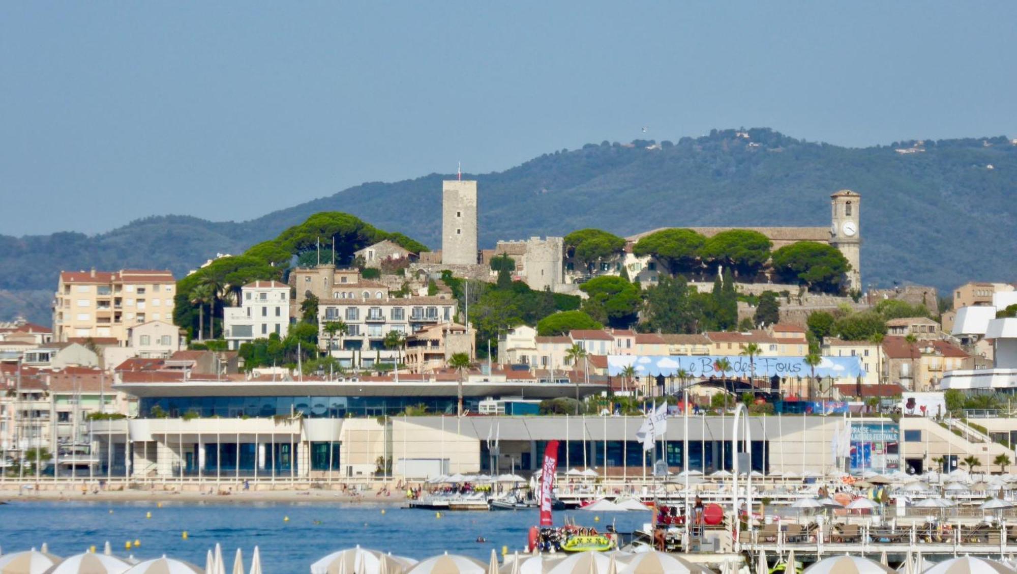 Appartement Art Deco 2 Bd Forville Cannes